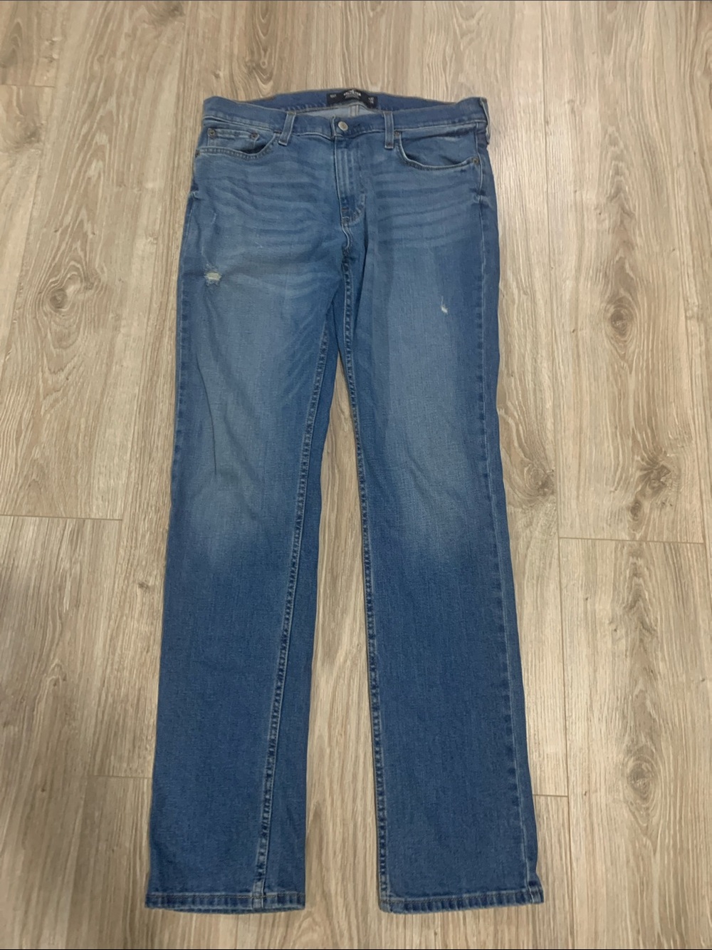 Hollister Classic Medium Blue Straight-Leg Jeans